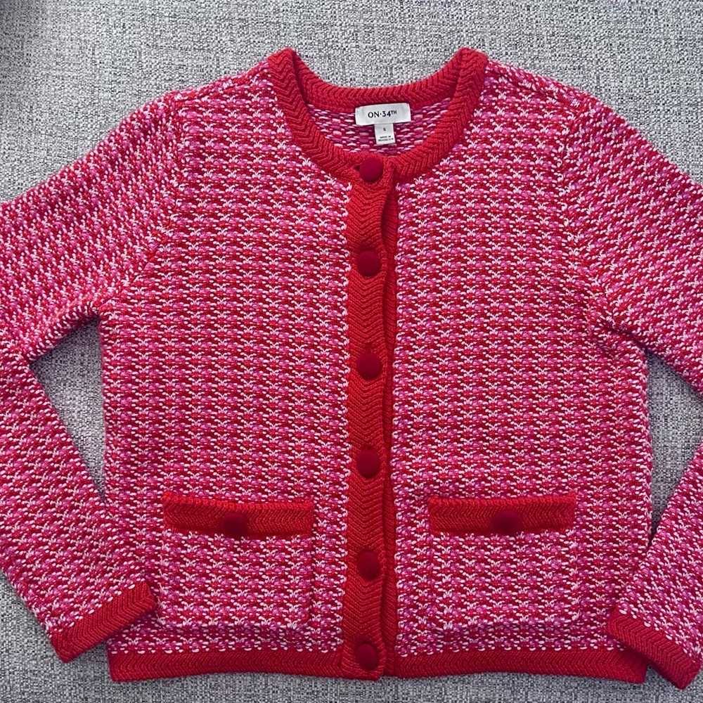 On 34th — Chic, Cotton & Seriously Cute Jacquard Button-Front Cardigan